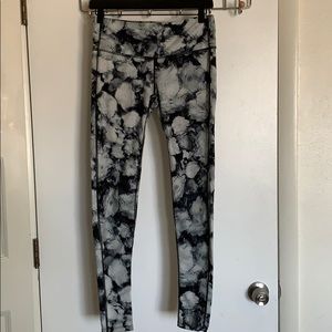 Women’s Athleta athletic leggings